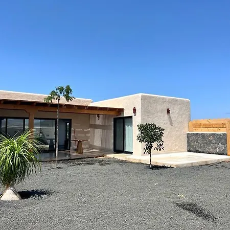 Lavayarena Private Pool In Lajares *